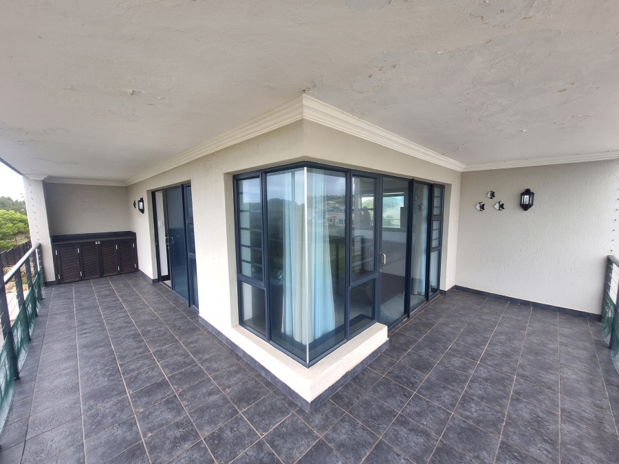 3 Bedroom Property for Sale in Wavecrest Eastern Cape